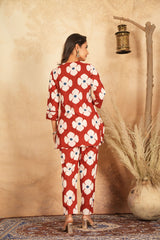 Floral Bliss Women's 2-Piece Cotton Sleepwear Set – Marron & White Floral Top & Pants