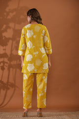 SunnyBloom Women’s 2-Piece Cotton Cord Set – Yellow Floral Top & Pants Sleepwear