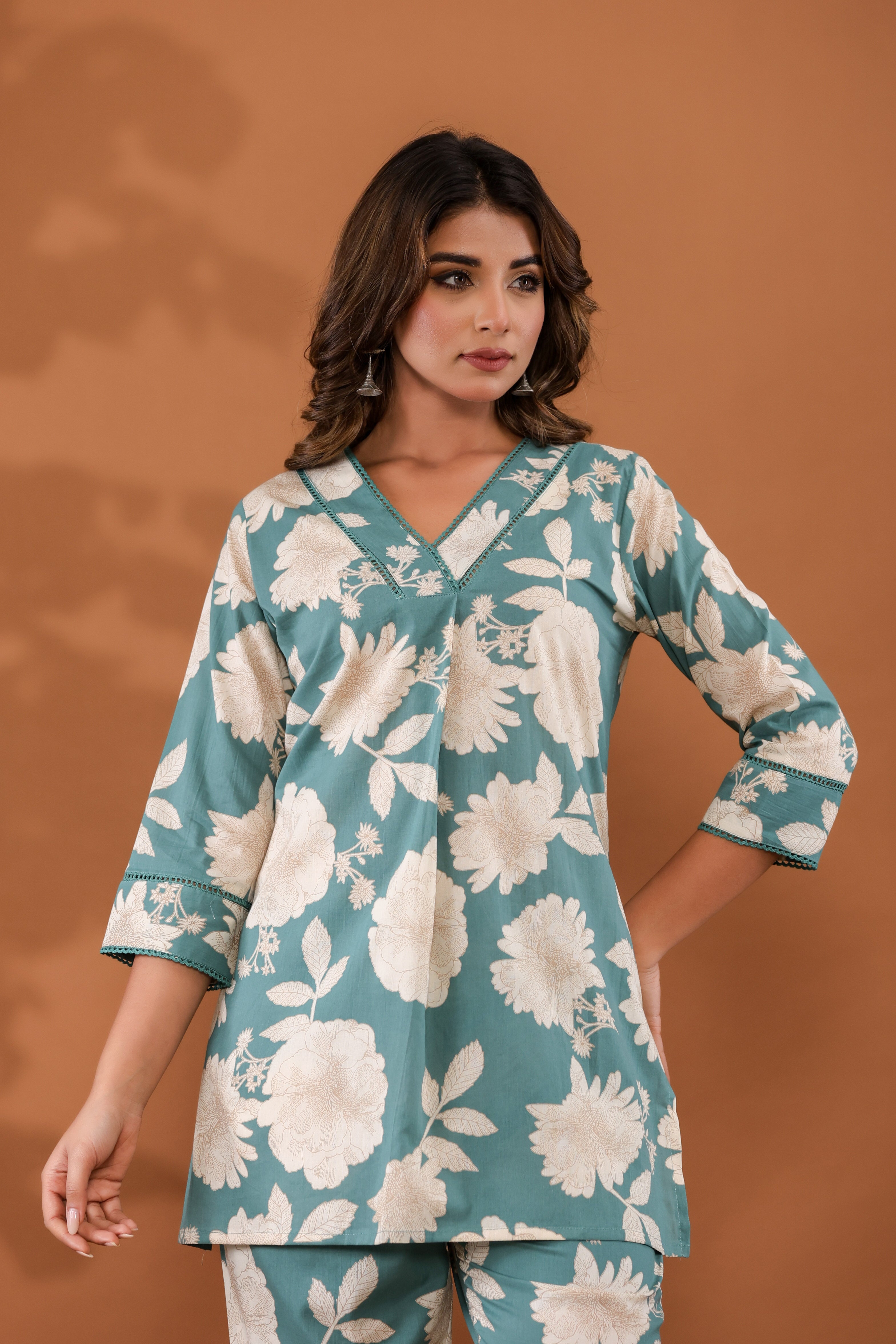 MintFlora Women’s 2-Piece Cotton Cord Set – Mint Green Floral Top & Pants Sleepwear